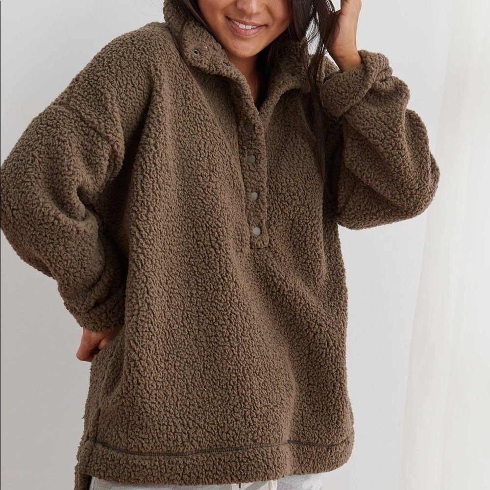 Aerie Cloud Sherpa Oversized Pullover